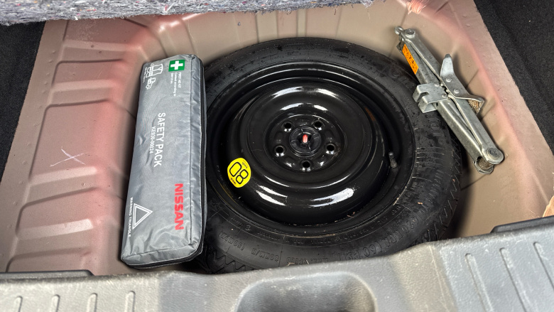 Nissan Juke 1.0 DiG-T N-Connecta 5dr Petrol Hatchback